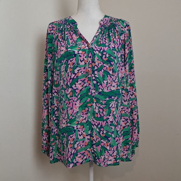Lilly Pulitzer Elsa Silk Blouse Size Medium - Picture 2 of 8